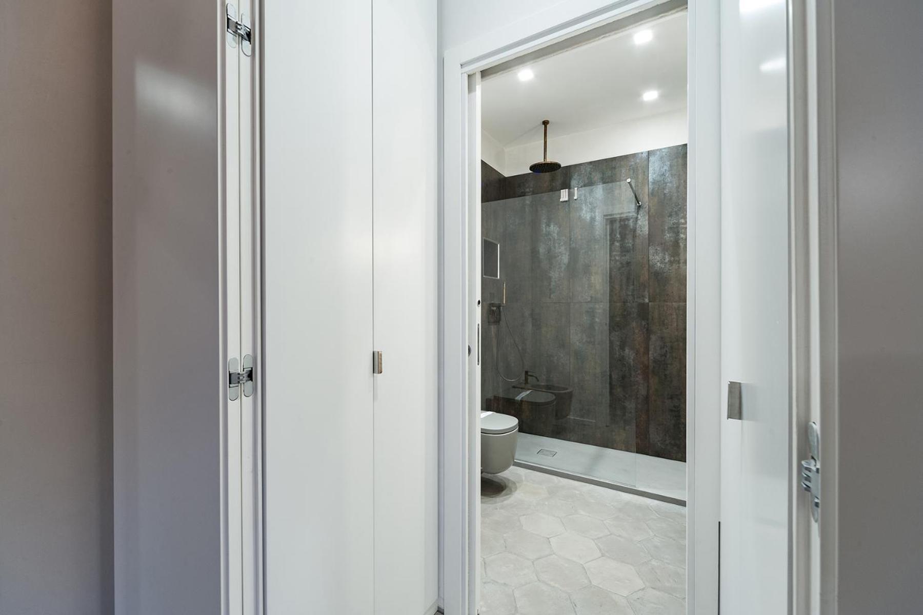 Apartment Trastevere Luxury, Ampia E Confortevole Location Sospesa Tra Design E Storia Rom