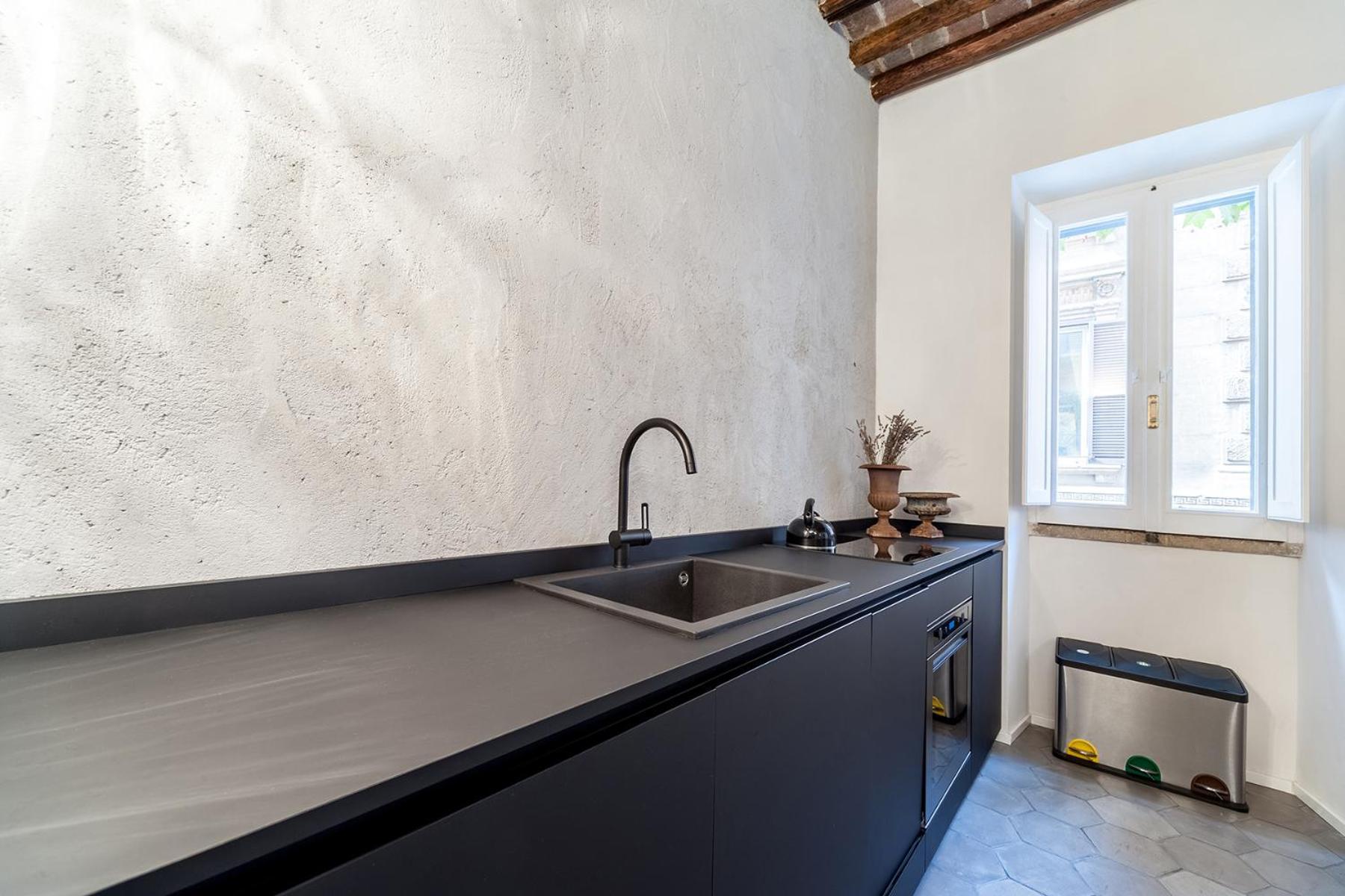 Apartment Trastevere Luxury, Ampia E Confortevole Location Sospesa Tra Design E Storia Rom